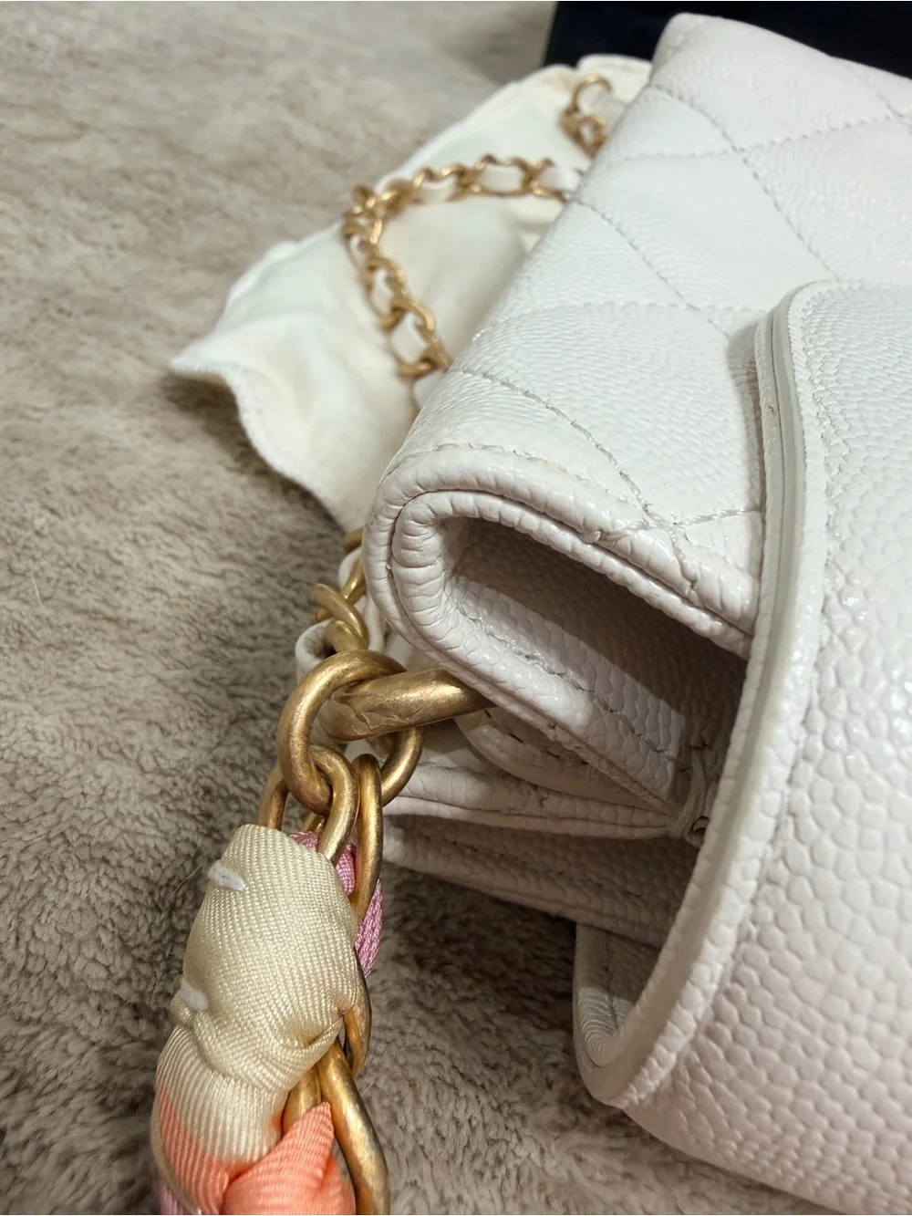 CHANEL White Quilted Leather Shoulder Bag with Multicolor Braided Handle
